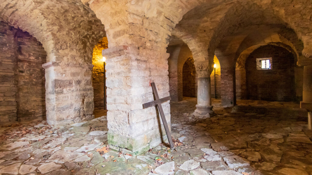 Kloster Drübeck im Harz mit der Krypta unterhalb der Klosterkirche